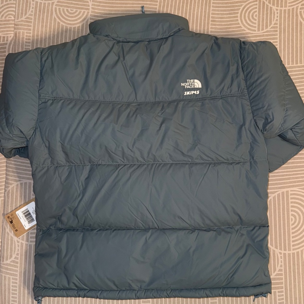 The North Face x SKIMS | 1996 Nupste Jacket - Picture 2 of 5